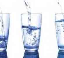 Mýtus o výhodách osm sklenic vody denně